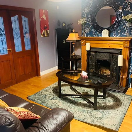 The Meadows House منزل للإقامة