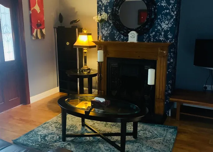 The Meadows House 홈스테이 코브